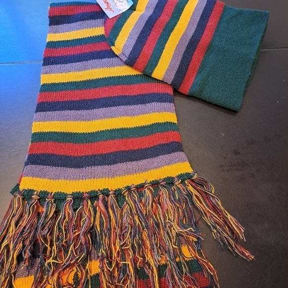NWT Angelina Striped Hat & Scarf    Size   OS - Picture 1 of 5